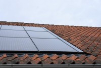 Installing Solar Panels Directly on Rafters: Advantages, Heat Dissipation, and Sealing Edges