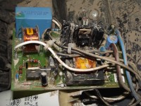 Spalony element przy radiatorze w pastuchu REDYK A4 - co to może być?