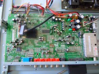 HDT Holand LCD 32F1EU - SPI Dumps i informacje o komponentach