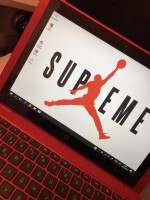 HP Laptop: Tiles Issue & Desktop Preference - Help Needed, User 'Ala' Struggles with Tiles