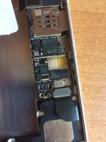 iPhone 6 - Does not catch range, no network at all, scorched chip on the disc