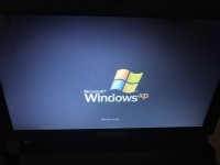 Emachines em350 - ucięty dół ekranu od momentu włączenia netbooka