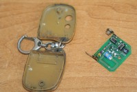 Bora 2001 - Naprawa pilota centralnego zamka Keratronik Hatron rev. 1.2