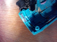 Makita 6281D - montaż sprężyny płaskiej przy przełączniku obrotów