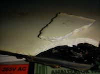 Jaka to masa zalewowa w zasilaczu 25x25x25cm, elastyczna, biała, trudna do oderwania?