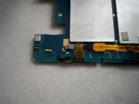 Sony Xperia Z3: Screen Replacement, Black Screen Issues, Vibrator Tape Damage & Potential Causes