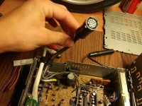 Pioneer KEH-M6500 - Jak podłączyć telefon do radia przez aux?