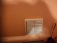 Connecting 3-Bulb Ceiling Lamp: Fixing Light Issues & Wiring (Photo Included)