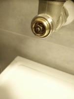 Blocked Radiator Return Valve: How to Unscrew & Fix 