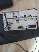 Saab 93 2008r - Protect na radiu po podłączeniu wzmacniacza i tuby