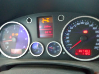 VW Touareg 2.5 2004 - świecące kontrolki i pisk na desce rozdzielczej