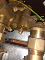 JUNKERS ZW / ZS 20 KE - low pressure on the stove, how to add water?