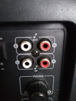 Nie działa wejście na głośnik średniotonowy w subwooferze.