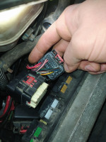 Jeep Liberty 3.7 V6 2006r - Szukam schematu elektrycznego silnika i informacji o zasilaniu 29PIN