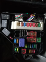 Światła do jazdy dziennej nie działają w Toyota Yaris 1.4 d4d 2015 - brak prądu w kostce