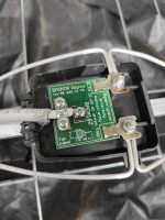 Stara antena siatkowa z symetryzatorem i dekoder Wiwa - brak sygnału na TV Samsung