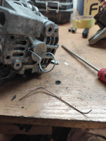 Ford Puma 1.7 - Skoki napięcia, błędy P1245 i B1676, brak kontrolek MIL/ABS