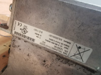 Falownik Vacon NXL: Błąd 08, uszkodzony mostek i układ ładowania kondensatorów, pomiar napięcia DC