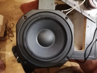 Tonsil fenix subwoofer aktywny - Problem z głośnością