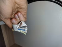Schemat podłączenia Electrolux EIV835 do 400V – czy szary przewód zostawić wolny?
