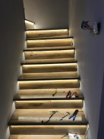 Connecting Stair Switch to LED Strip: Guide for Wiring Ground Floor Power Supply & Cables
