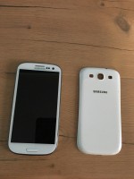 Czy warto dokupić środek do 2 iPhone'ów i Samsunga Galaxy?