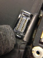 iPhone 5s Unresponsive Black Screen & Damaged Motherboard Socket: iDream Service Issue