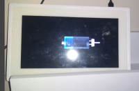 Ramka cyfrowa zoom.me - niestabilne ładowanie przez microUSB. Czy to kwestia baterii?