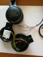 Słuchawki JBL 460BT NC - Oderwana słuchawka "L", oderwane przewody