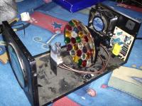 Budowa i zasada działania dyskotekowych efektów świetlnych.