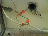 No Electricity in Apartment Sockets Despite Lights Working - What's the Issue?