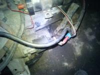 Jak podłączyć cewkę rozruchową z aparatem zapłonowym w Golf II 1.6 '89?