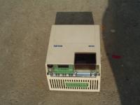 Falownik Lenze 8100. Gdzie podpiąć potencjometr? Do czego jest reszta zacisków?