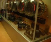 Efektywny zegar Nixie z pilotem