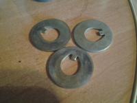 Która podkładka piasty pasuje do FIATA 126p z 1999r? Przednia prawa piasta