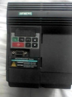 Falownik Siemens Micromaster Vector 6SE321-8DB40 - Podłączenie i wskazówki użycia