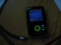 CREATIVE ZEN V PLUS 1GB - Jak naprawić przyciemniony wyświetlacz?