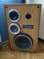 Co to za model Altus-a? Z przodu - moc znamionowa 60 W.