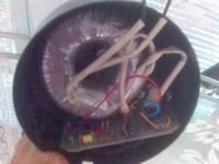 Lampa halogenowa z akustycznym włącznikiem