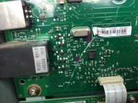 HP LJ 1536dnf - Brak dwóch elementów na płycie głównej