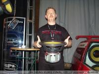 kosztuje 6000$ waży 160kg, 6,000 RMS, 12,000W max, 22"c