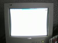 Philips 105B - niestabilne wygięcie obrazu, znika po puknięciu w obudowę