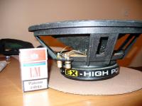 Jaka obudowa do głośnika boschmann 30 cm? Z BR?