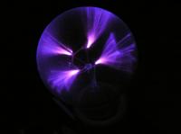 Lampa plazmowa z generatorem na timerze 555. Trafo wysokonapięciowe z TV.