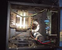 Budowa i zasada działania dyskotekowych efektów świetlnych.