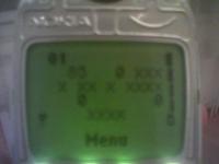 Nokia 3330 - dziwne znaki na wyświetlaczu i brak zasięgu, co robić?