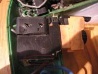 Włącznik wiertarki. Czy ktoś wie jak podłączyć?