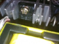 Samsung 920N - Przetwornica nie startuje "cykanie przetwornicy"