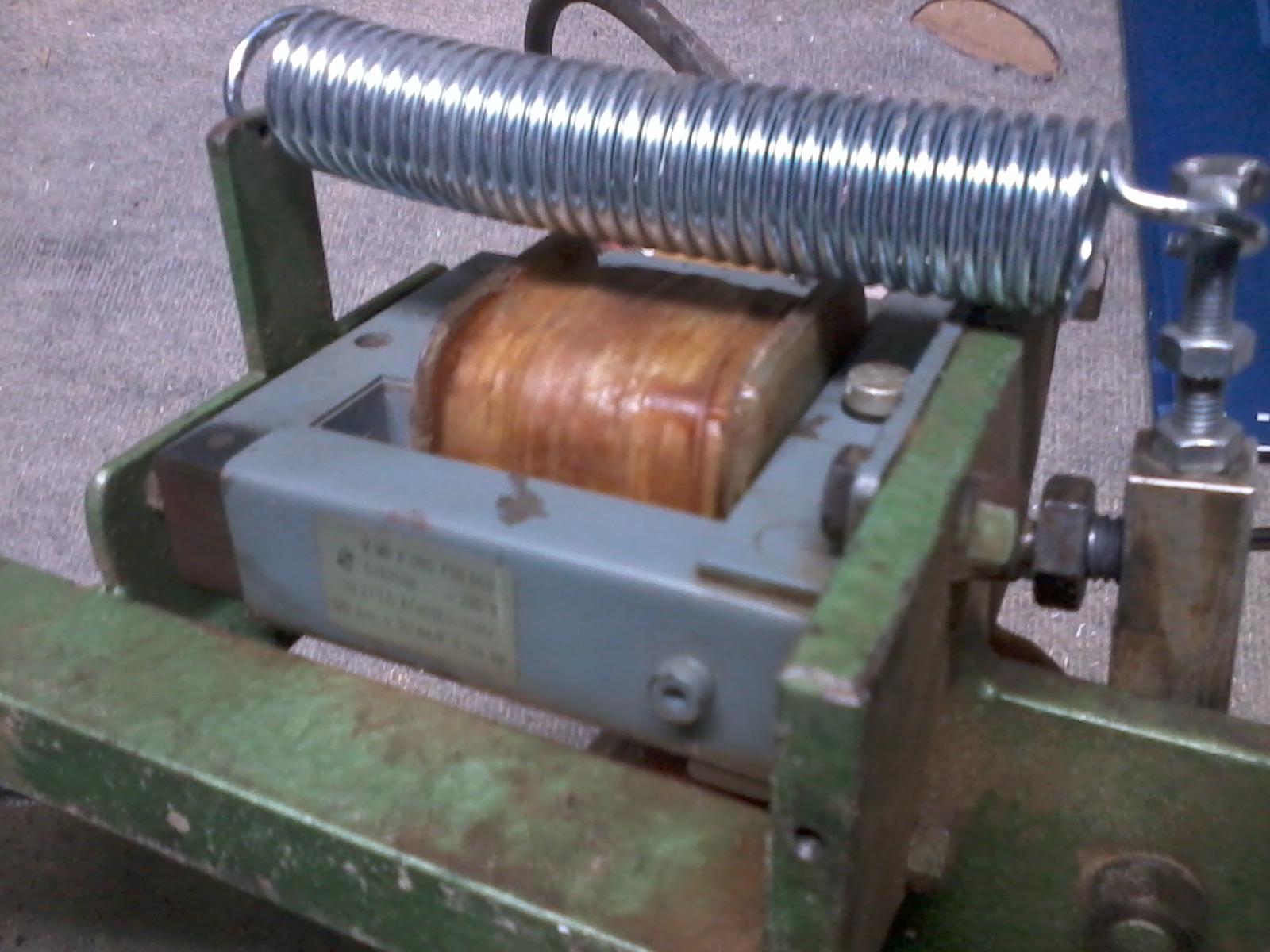 Elektromagnes Można Zbudować Samodzielnie Zaznacz Potrzebne Elementy elektromagnes gilotyna okleiniarka - elektroda.pl